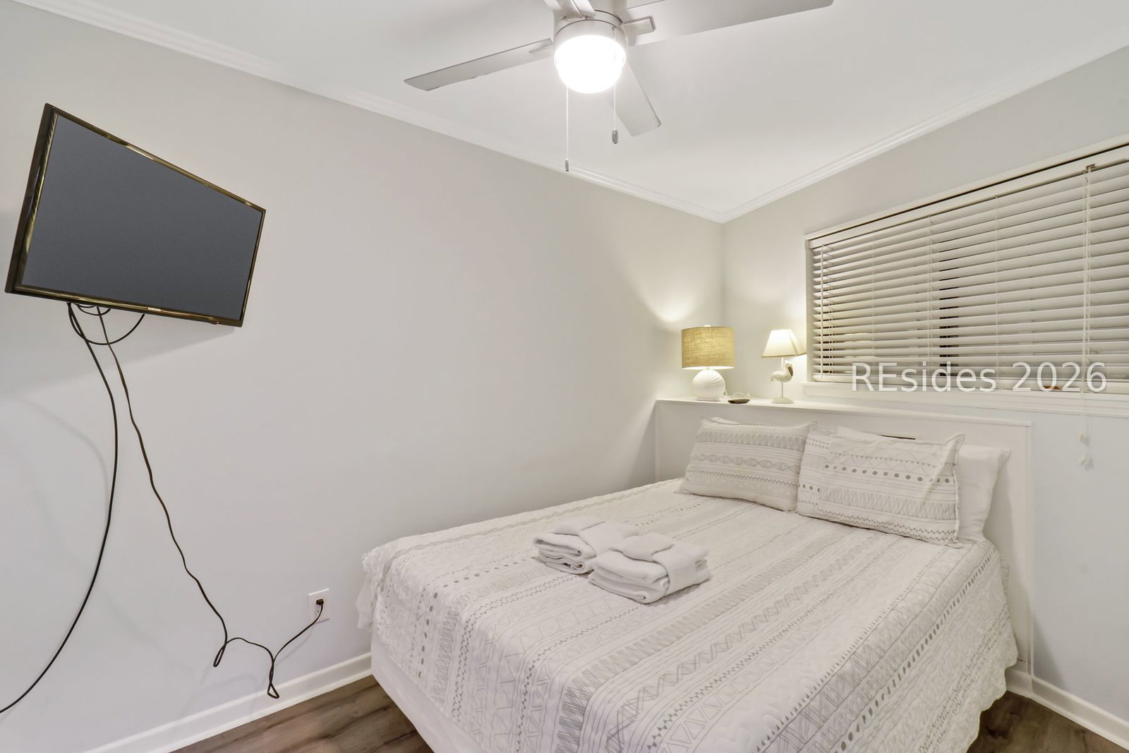 The bedroom at Villa 328